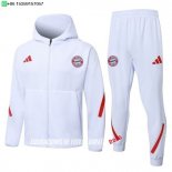Nuevo Conjunto Completo Chaqueta Con Capucha Bayern Múnich 25/26 Blanco Rojo Baratas Nuevo Conjunto Completo Chaqueta Con Capucha Bayern Múnich 25/26 Blanco Rojo Baratas