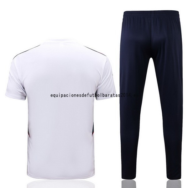 Nuevo Entrenamiento Conjunto Completo Bayern Múnich 22/23 Blanco Rojo Negro Baratas